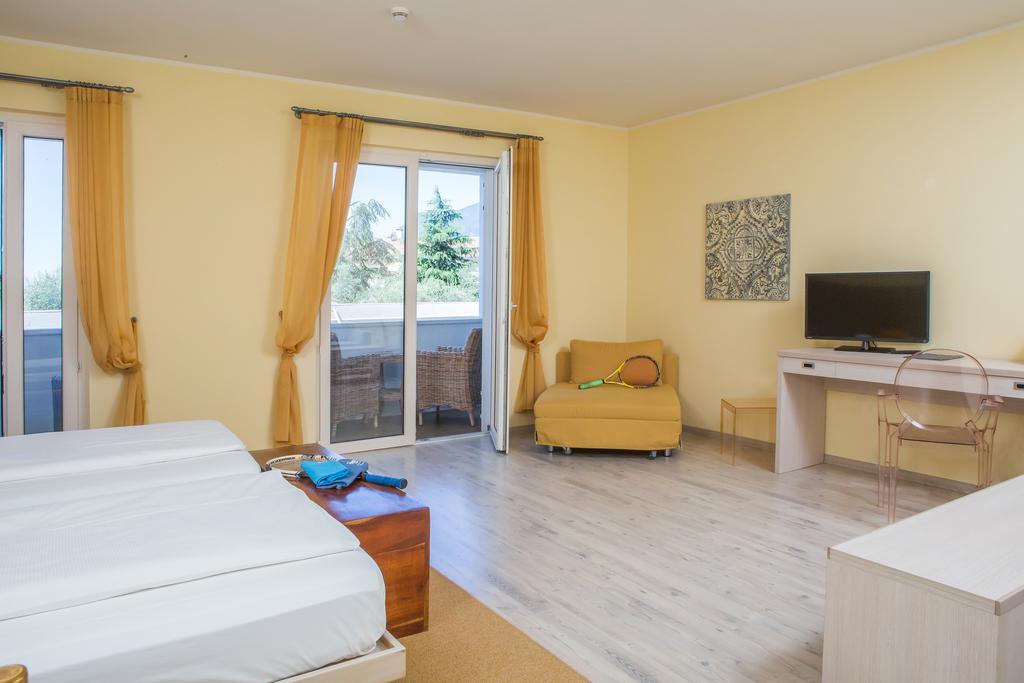 Hotel Club Olivi - Tennis Center Malcesine