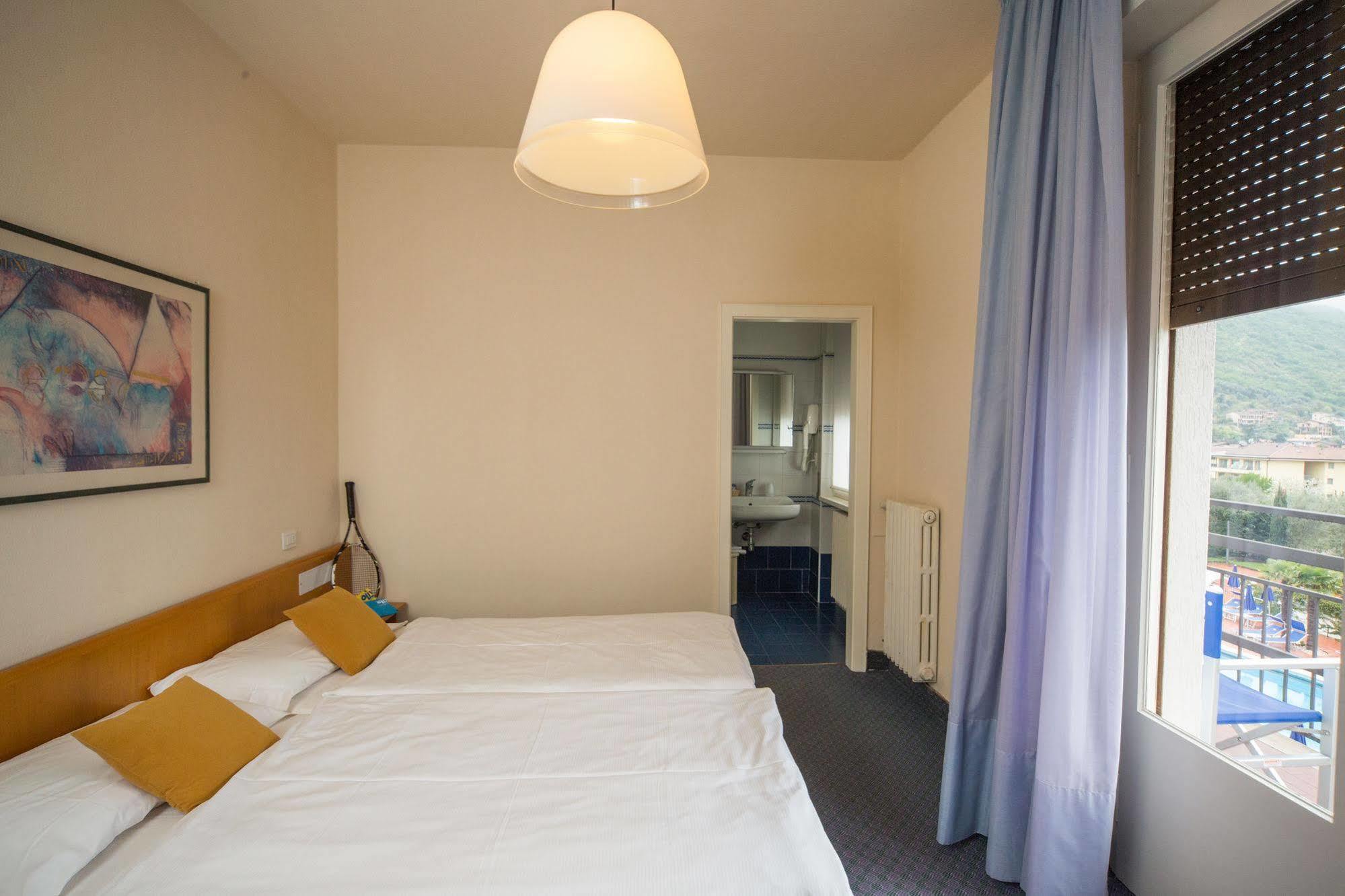 Hotel Club Olivi - Tennis Center 3*